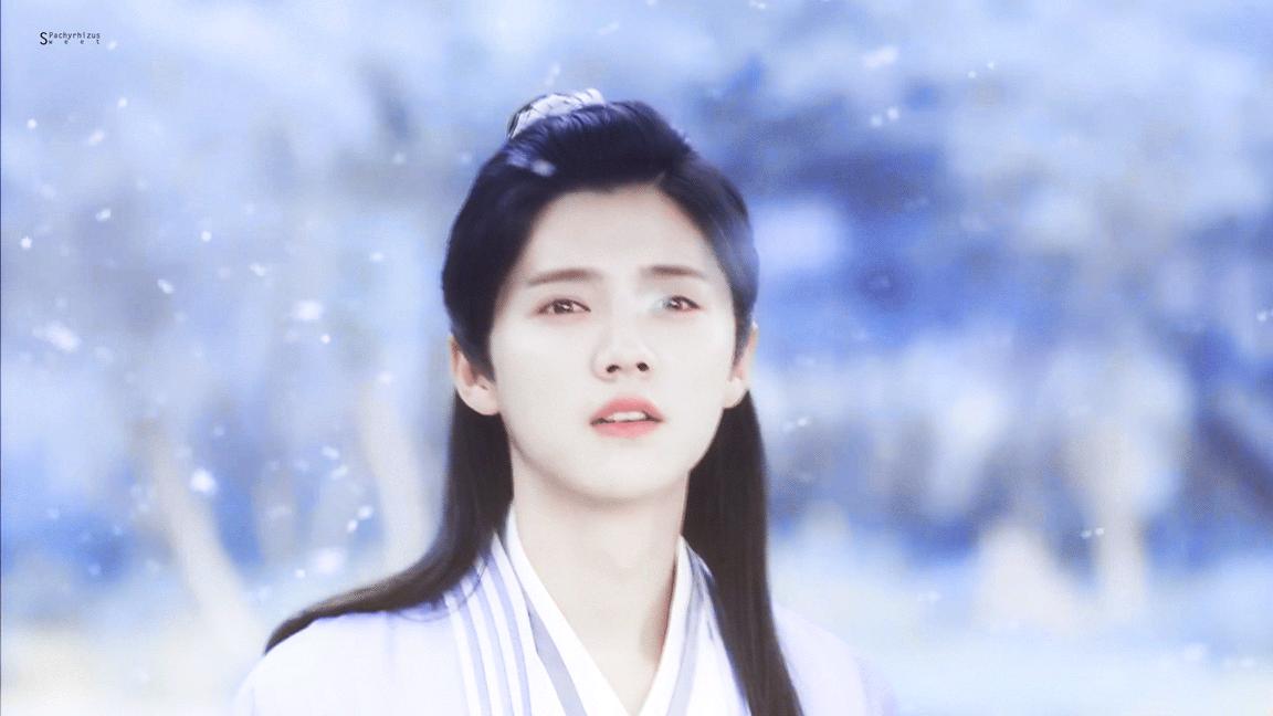 鹿晗丸子头发型图,鹿晗丸子头发型