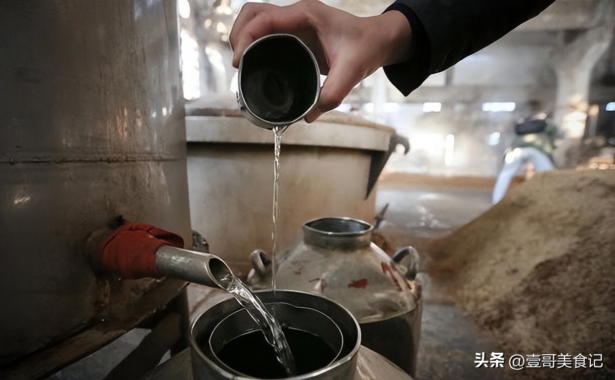 同样是粮食酒茅台为什么这么贵,同样的茅台为什么那么贵