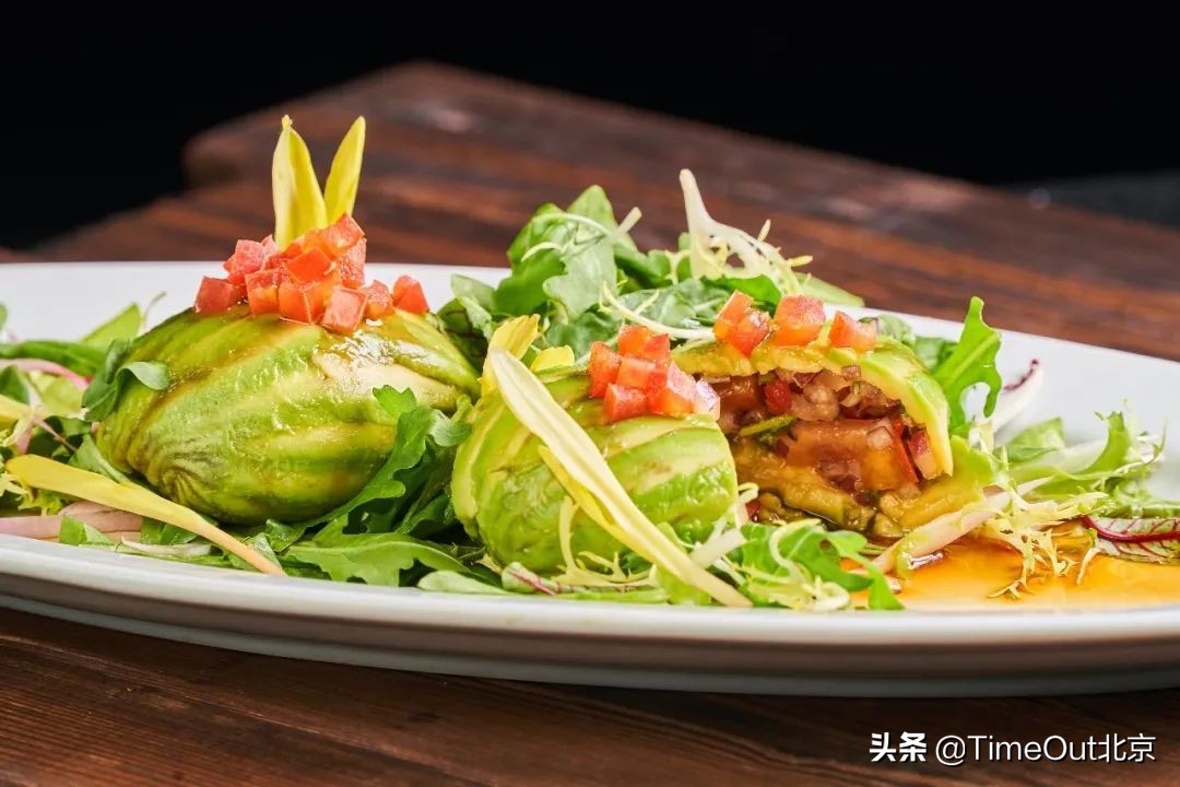 吃饱喝美幸福满溢，京城7个餐饮新消息