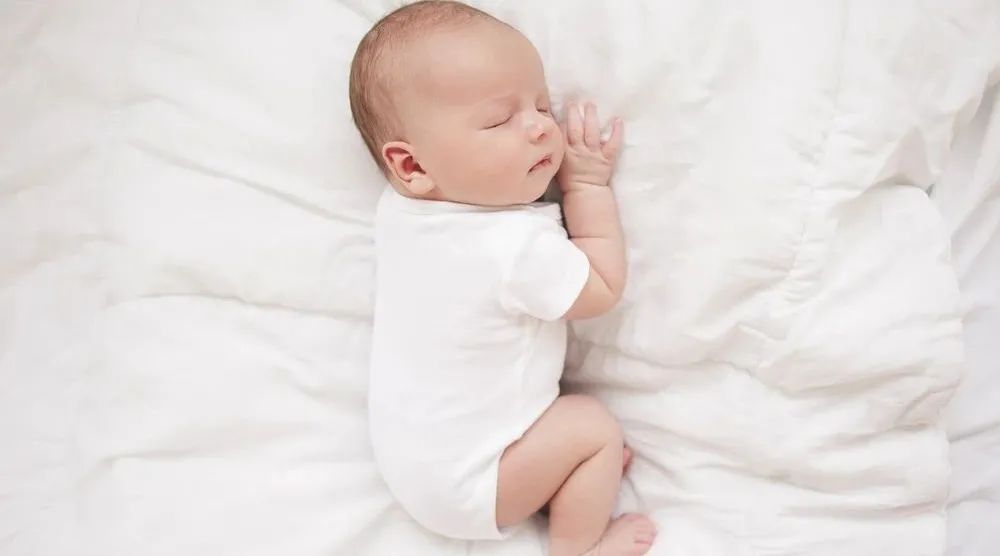 小孩半夜不睡觉影响发育吗,小孩子9点不睡觉会有什么危害