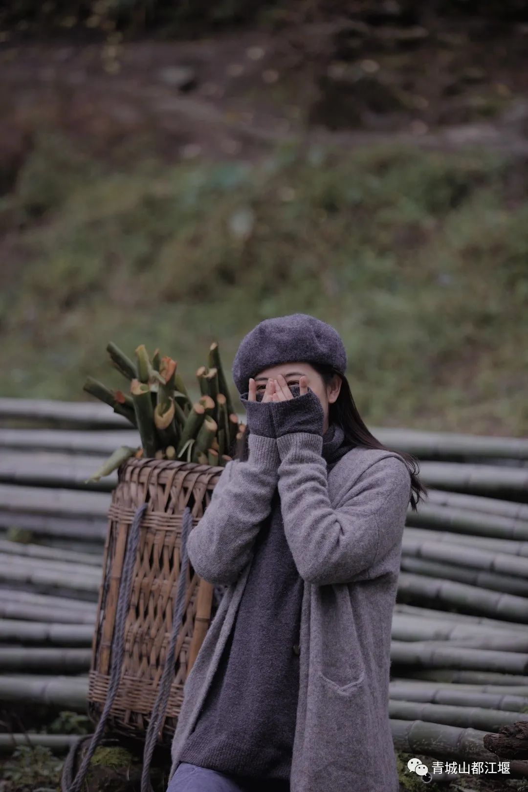 立冬气温仅13℃!快来领取都江堰专属的『入冬四件套』,品围炉暖食、享竹林温泉......成都1.5h直达~