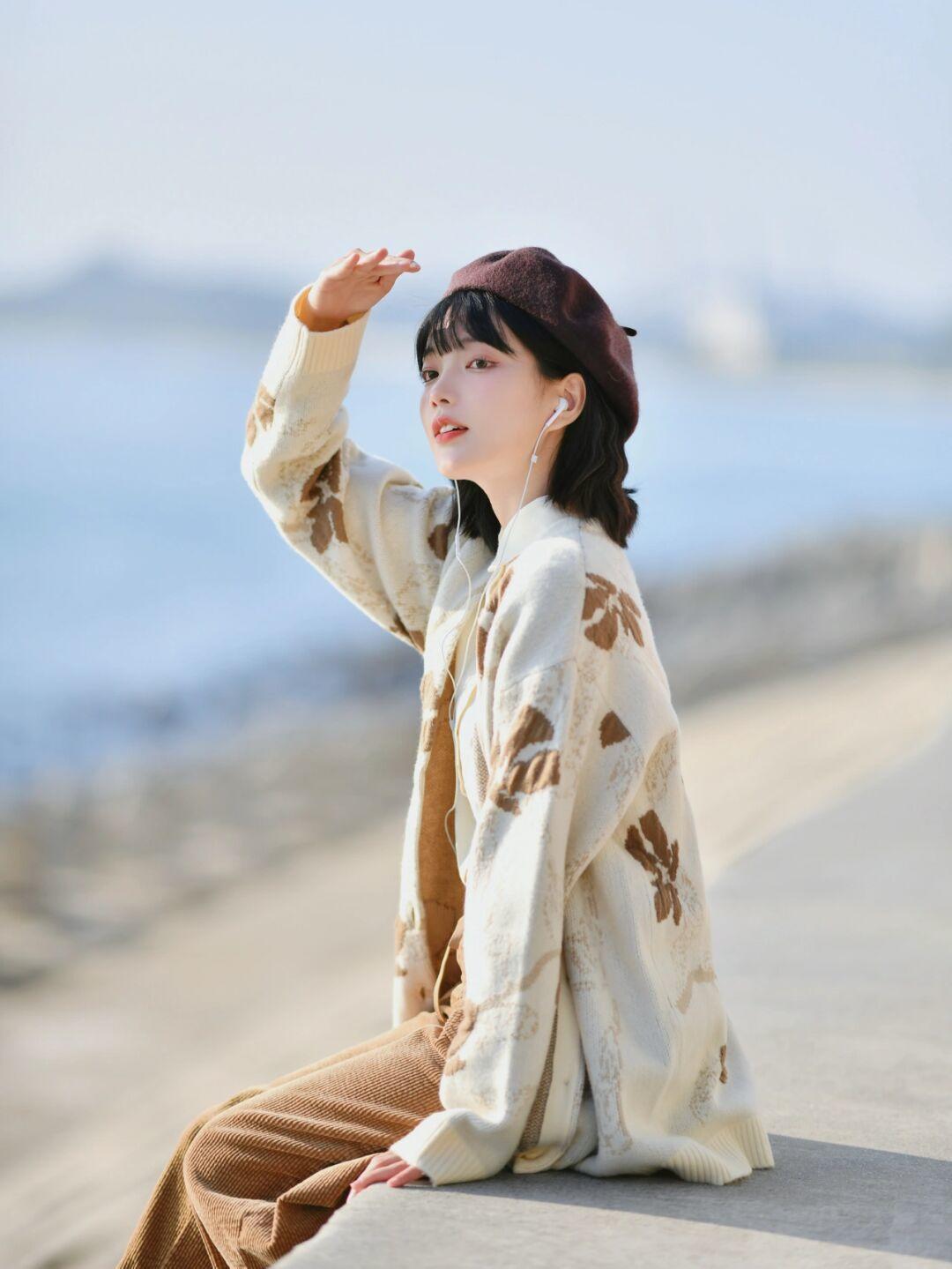 慵懒风中长款开衫毛衣如何搭配,长款毛衣宽松慵懒风开衫怎么搭配