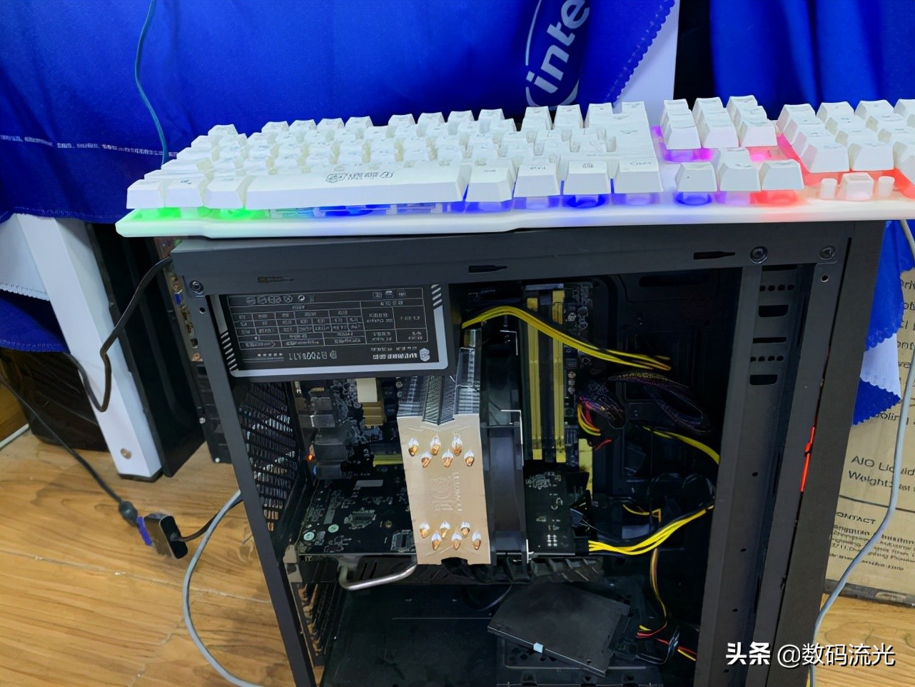 女大学生买电脑被坑了，现在想把电脑卖给我，没想到我也捡了漏