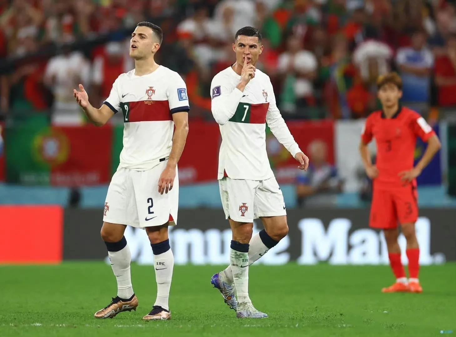 世界杯决赛疯狂对攻,世界杯2022卡塔尔韩国乌拉圭