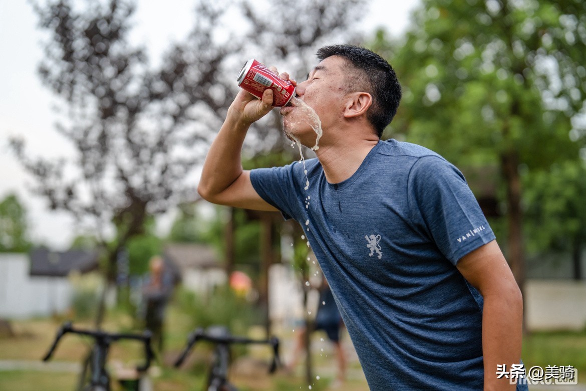 迪卡侬新款公路车发布会,迪卡侬公路车测评