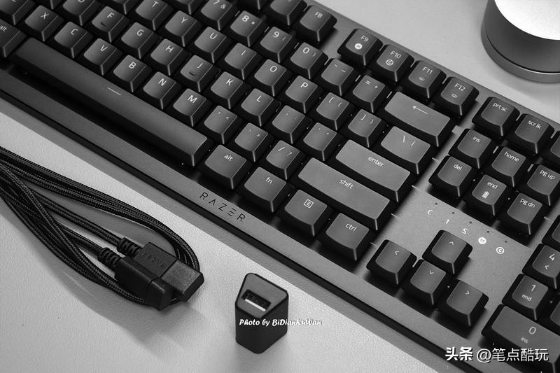 雷蛇噬魂金蝎v2紫轴无线版,雷蛇噬魂金蝎v2有线键盘膜