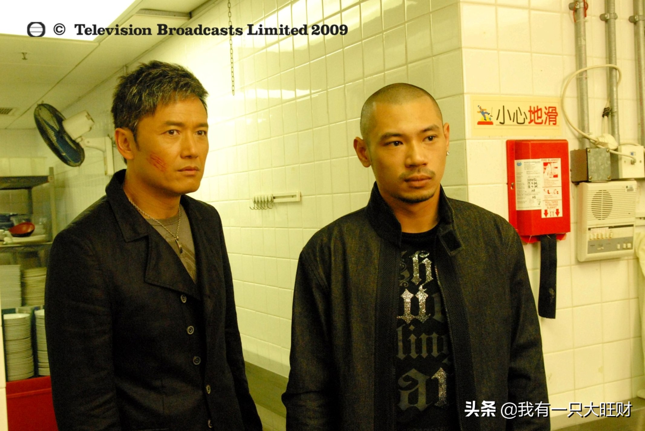 学警狙击便衣遇见盗版小妹,学警狙击小公主约见幸运王子