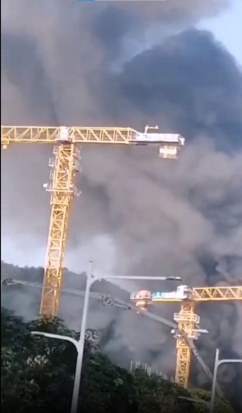 建筑工地活动板房起火,建筑工地板房火灾安全警示教育片