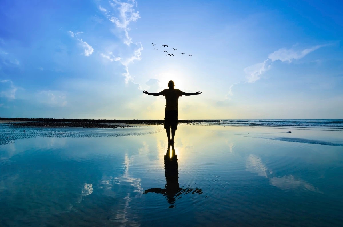 原生家庭的伤害需要一生去治愈,原生家庭暴力伤害孩子的一生