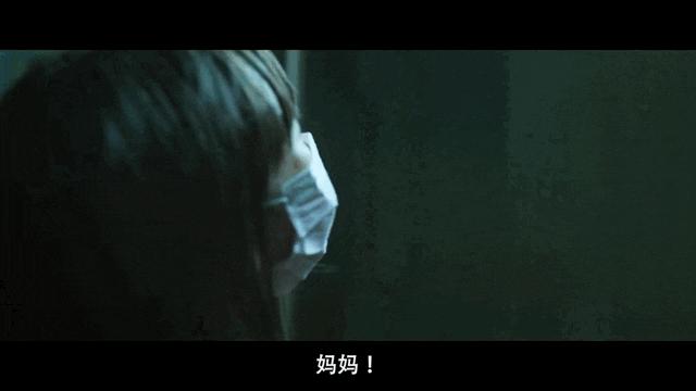 白衣天使无所畏惧负重前行,白衣天使不顾自己的安危