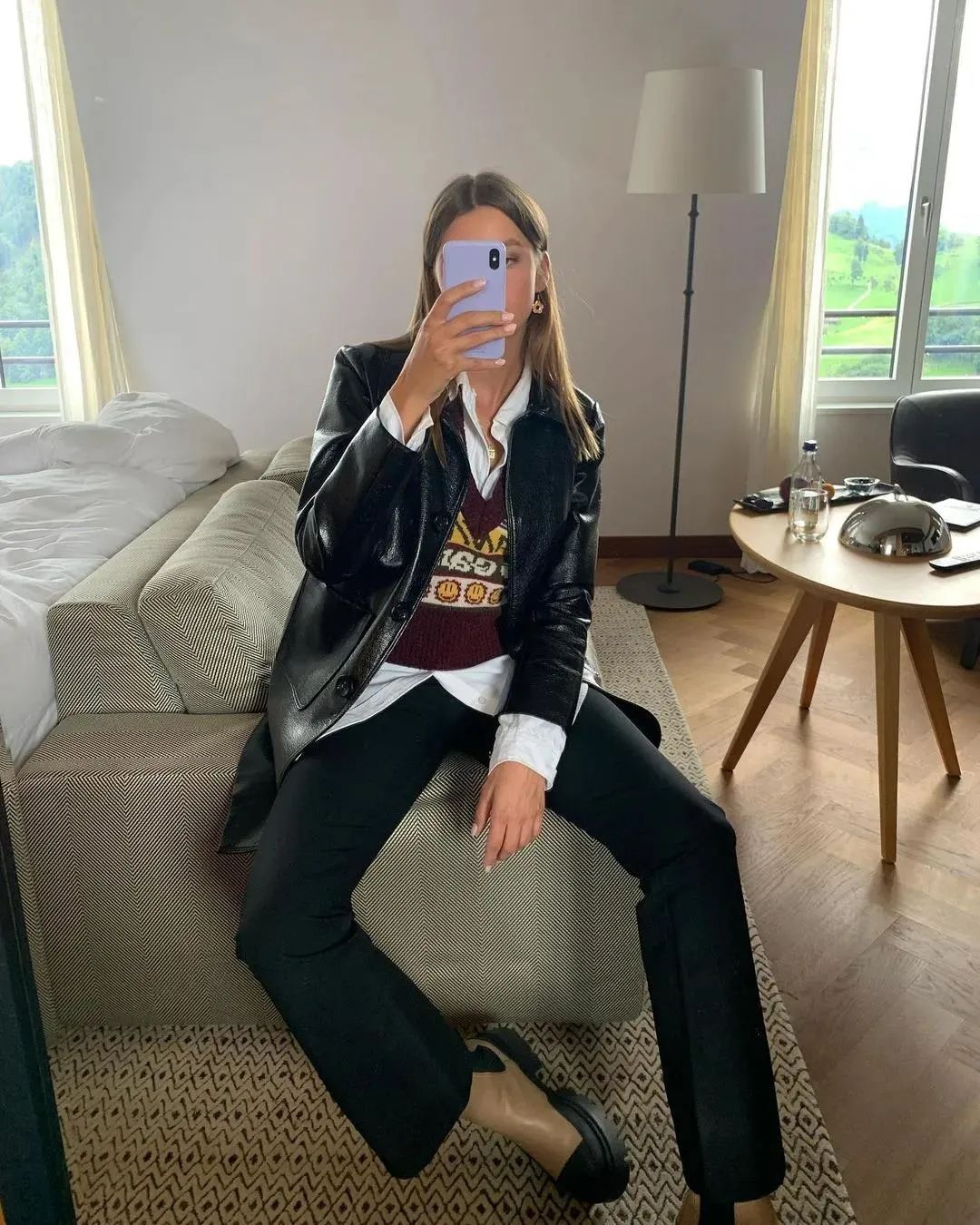 毛衣衬衫叠穿搭配什么裤子,冬天衬衫如何搭配毛衣