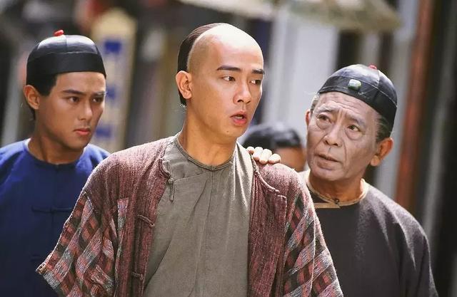 毒瞎海大富，背刺小桂子，韦小宝化解杀身之祸秘诀：斗阴斗狠斗快