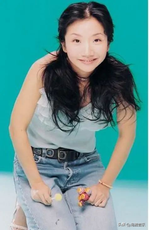 与齐秦比肩的情歌天王，被干妈骗光财产，却靠另一个女人逆风翻盘