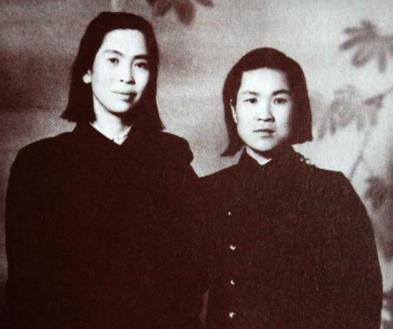 1979年，*子珍贺**终于来到北京，她与毛主席拍下了最后一张“合影”