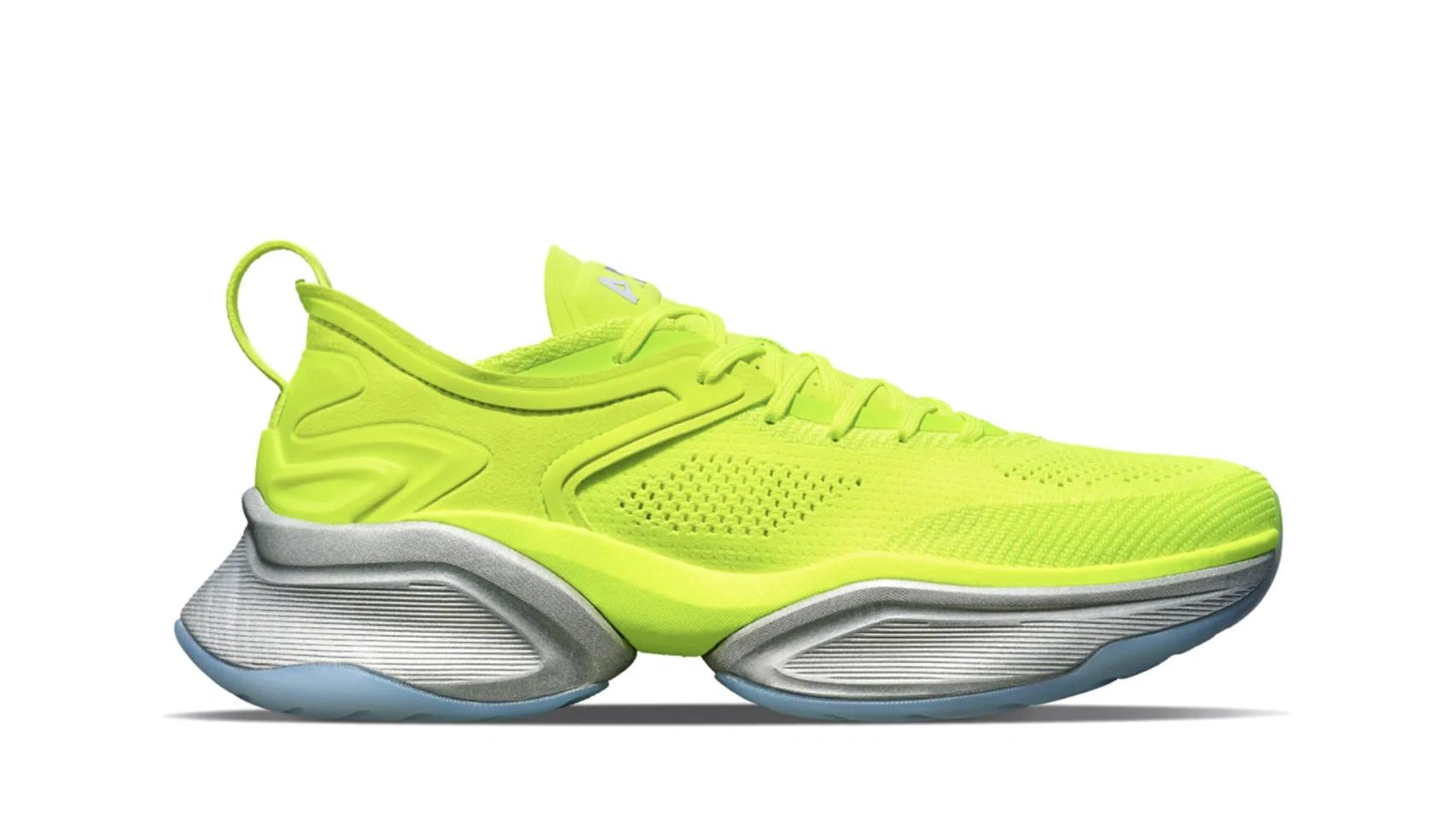 盘点汽车与球鞋设计的有趣联系,汽车品牌和球鞋对比