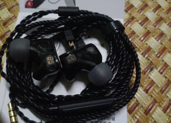 低性价比耳机推荐,低价格的耳机推荐