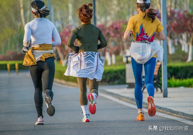 一口气跑完五公里技巧,跑完10公里正确放松