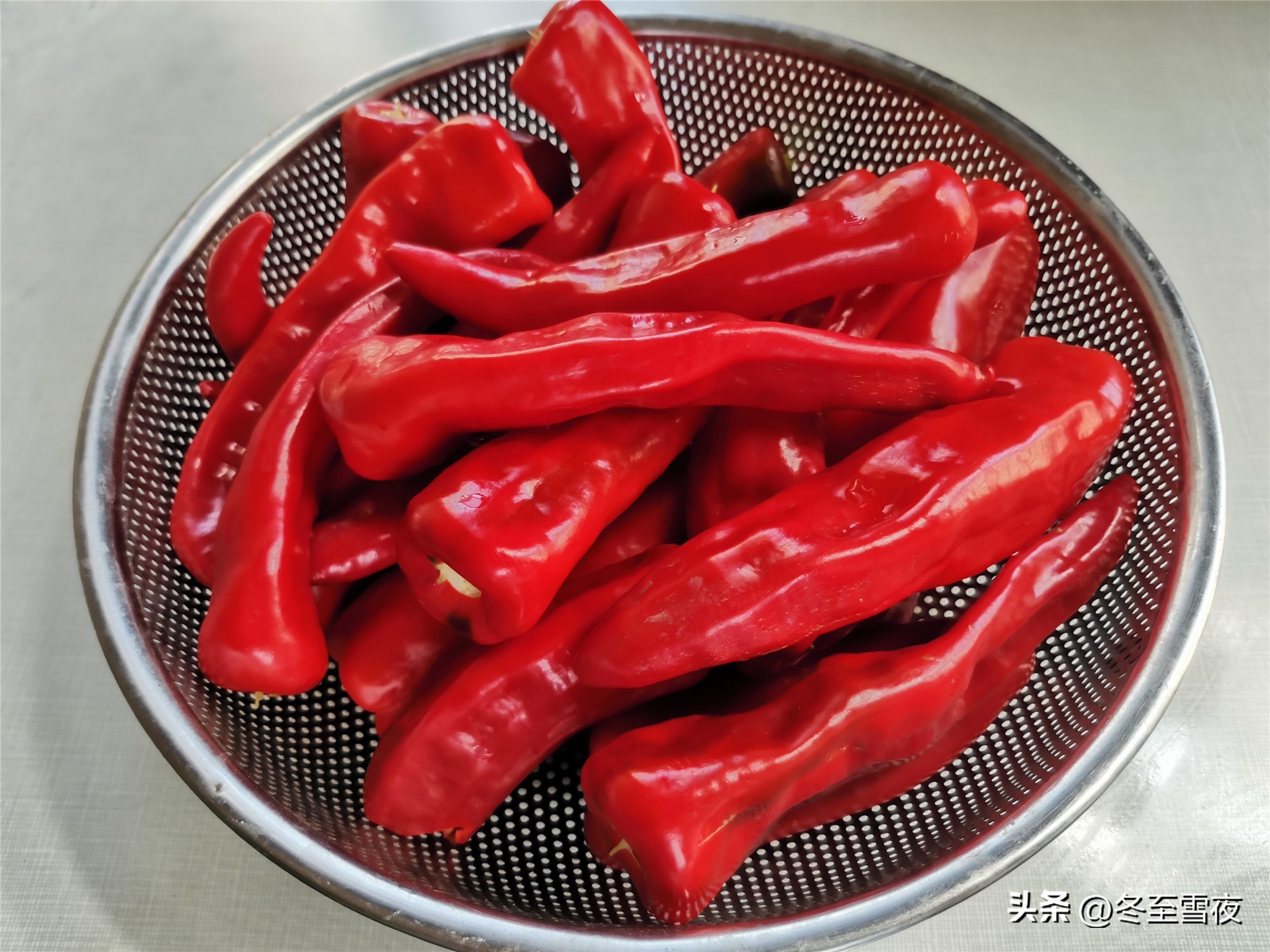 辣椒酱调制方法最正宗的做法,做辣椒酱的详细配方大全