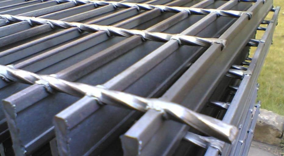 金属变蓝色原因,金属为什么氧化