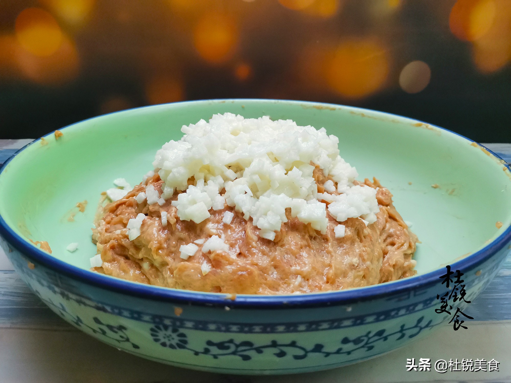 四喜丸子吃火锅完整,四喜丸子全过程