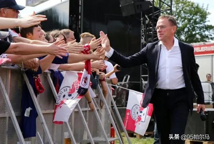 曝曼联将聘朗尼克为球队临时主帅,朗尼克是克洛普师傅吗