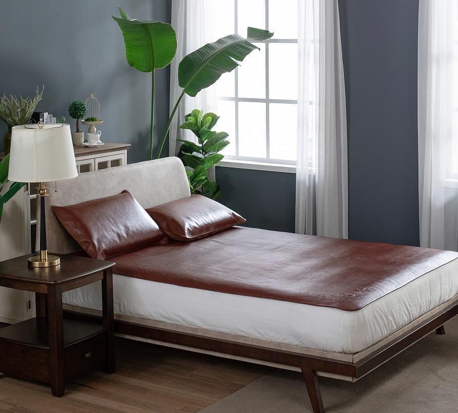 牛皮席选择买什么品质的,亮光牛皮席和哑光牛皮席