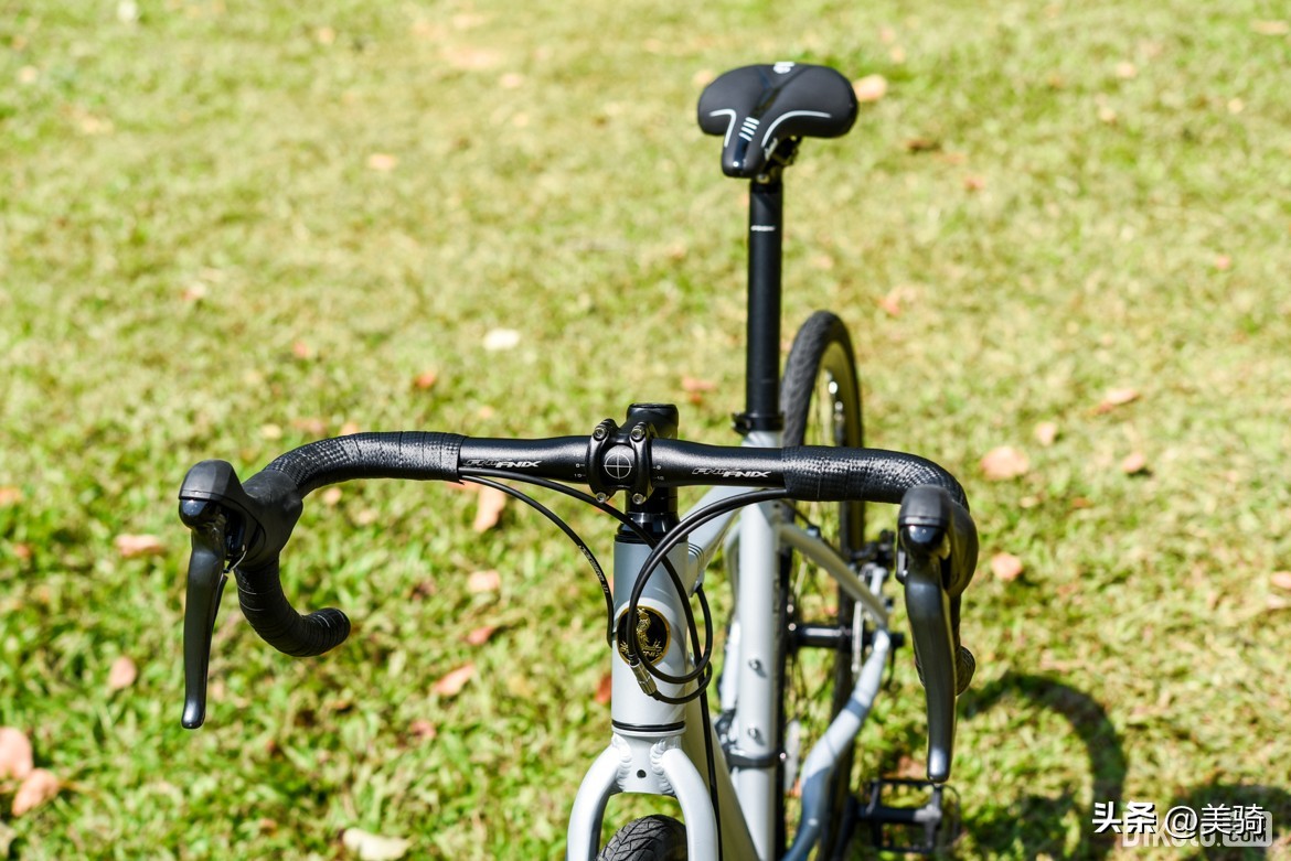 19款三阳火凤凰fnx150评测,19款三阳火凤凰fnx150测评