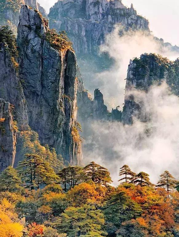 黄山日进山游客人数,黄山风景区一天游客多少人上山