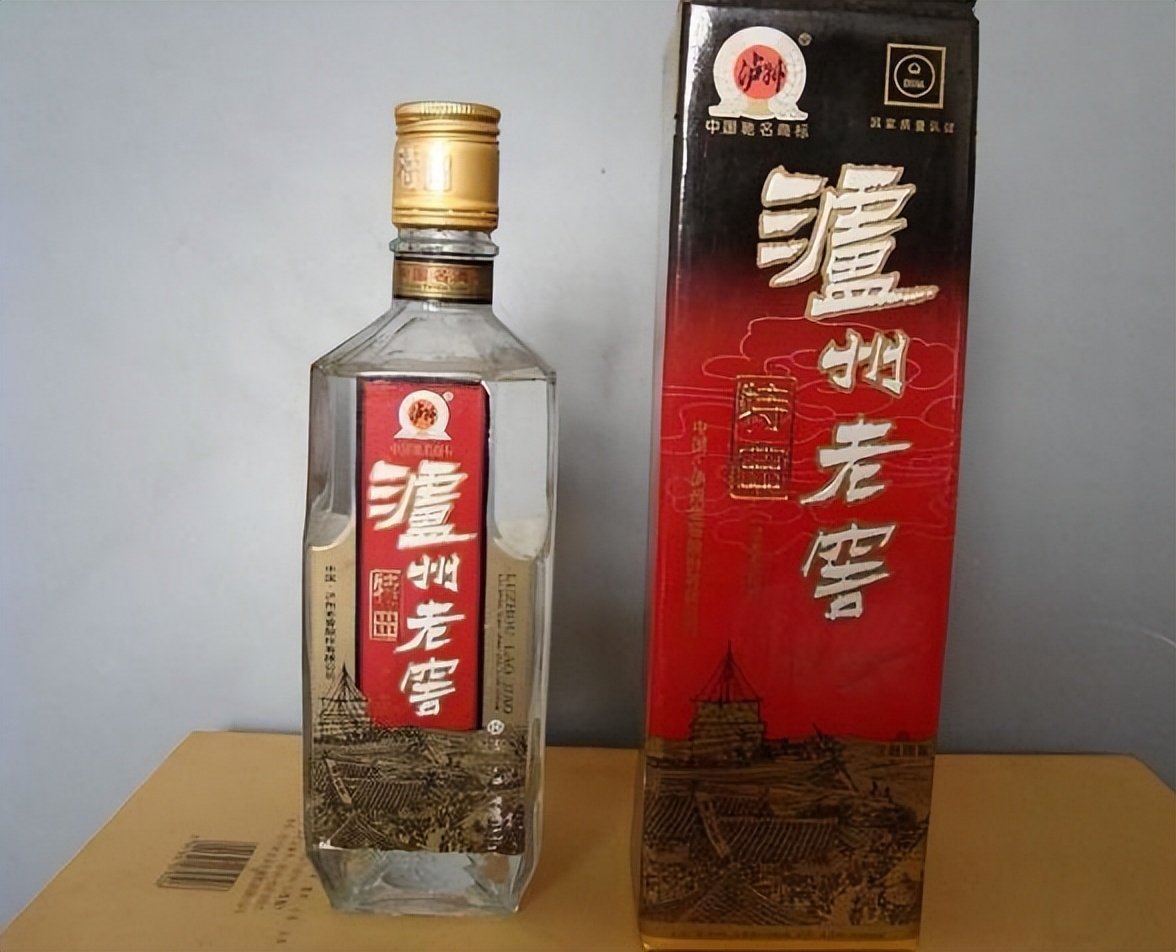 中秋送礼推荐高端白酒,送礼送哪款高端酒合适