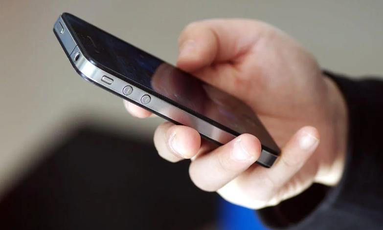手机出现五种情况你可能已被监控,手机出现七种情况有可能被监听了