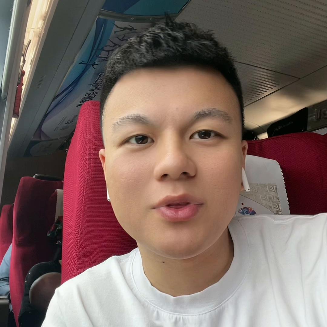 匠心品质水果+顶流营销促使百分茶在茶饮赛道越发稳...