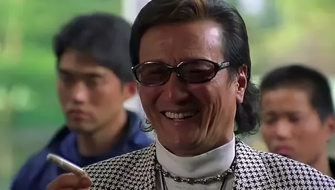 少林足球电影中的细节,少林足球这部电影获得怎样的评价