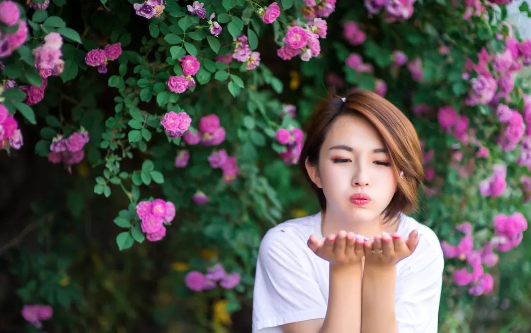 想跟喜欢的人多聊两句,想跟喜欢的人找话题