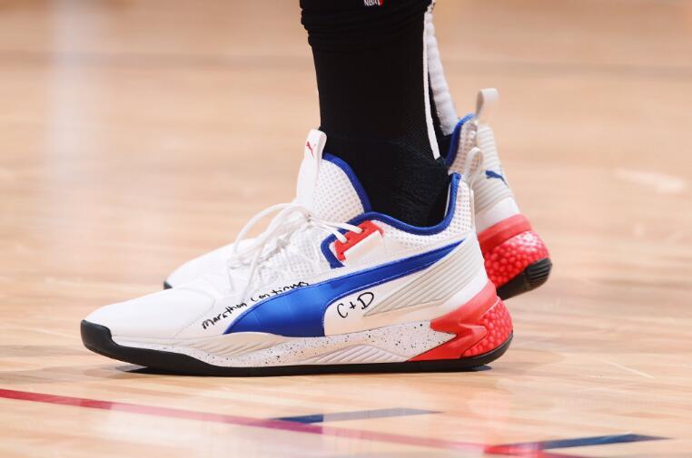 球鞋故事分享黑红,球鞋的故事