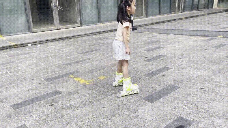 酷骑小童轮滑鞋,协调反应能力训练儿童