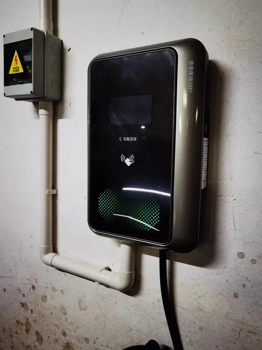 普诺得特斯拉便携充电桩,普诺得特斯拉一键开盖