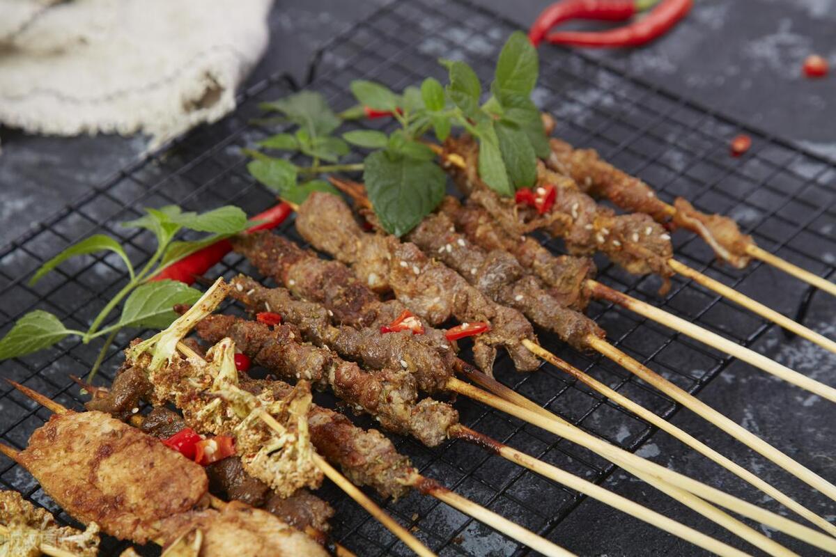 投资几千元就能年入几十万的生意,做什么生意可以年入100w