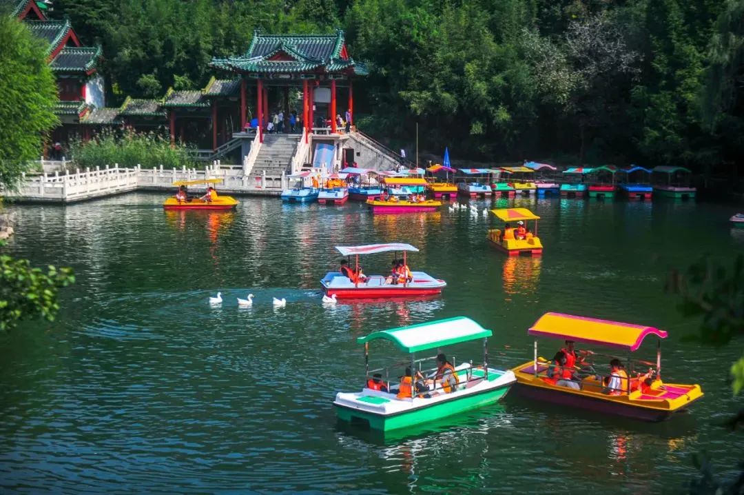 济南出发高铁旅游攻略,济南三天假期去哪玩合适