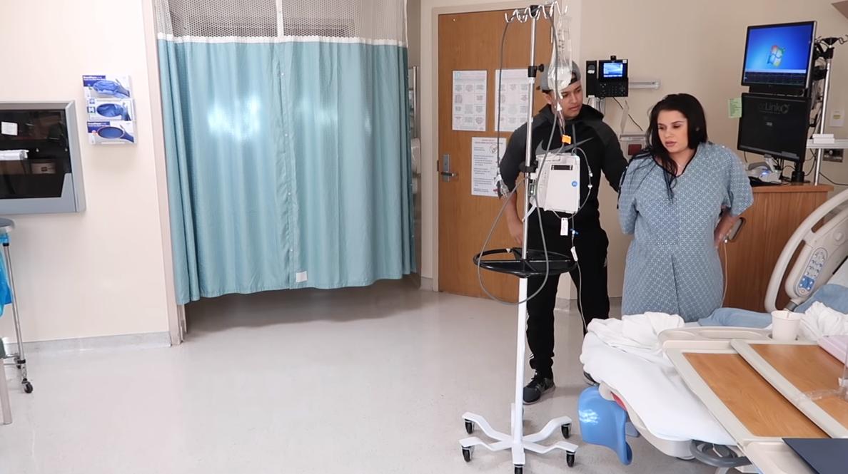 产道窄顺产几率多少,狭窄的产道是怎么回事