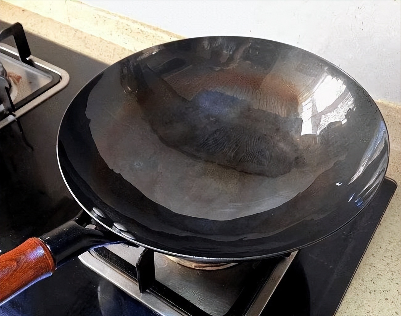 炒锅平底锅怎么选择,家用炒锅怎么选锅