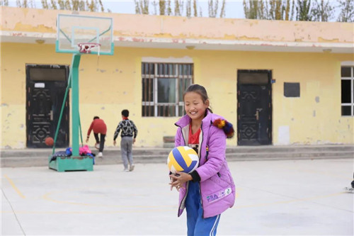 为中国足球梦想助力,为农村孩子筑梦爱心公益活动