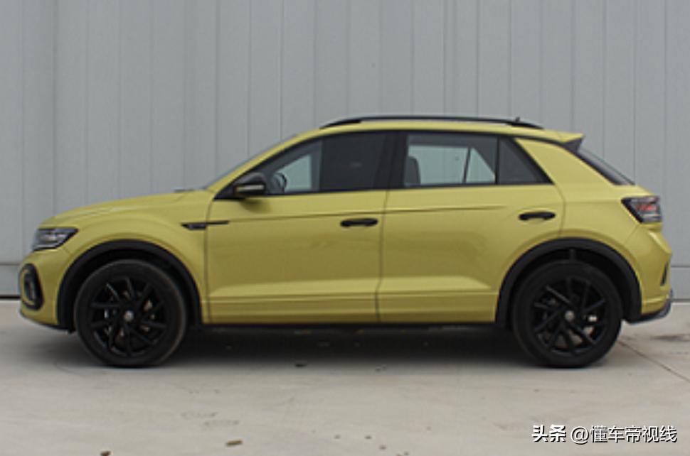 新车|外观黑化，大众T-ROC探歌新车型实车曝光，现款售15.89万起
