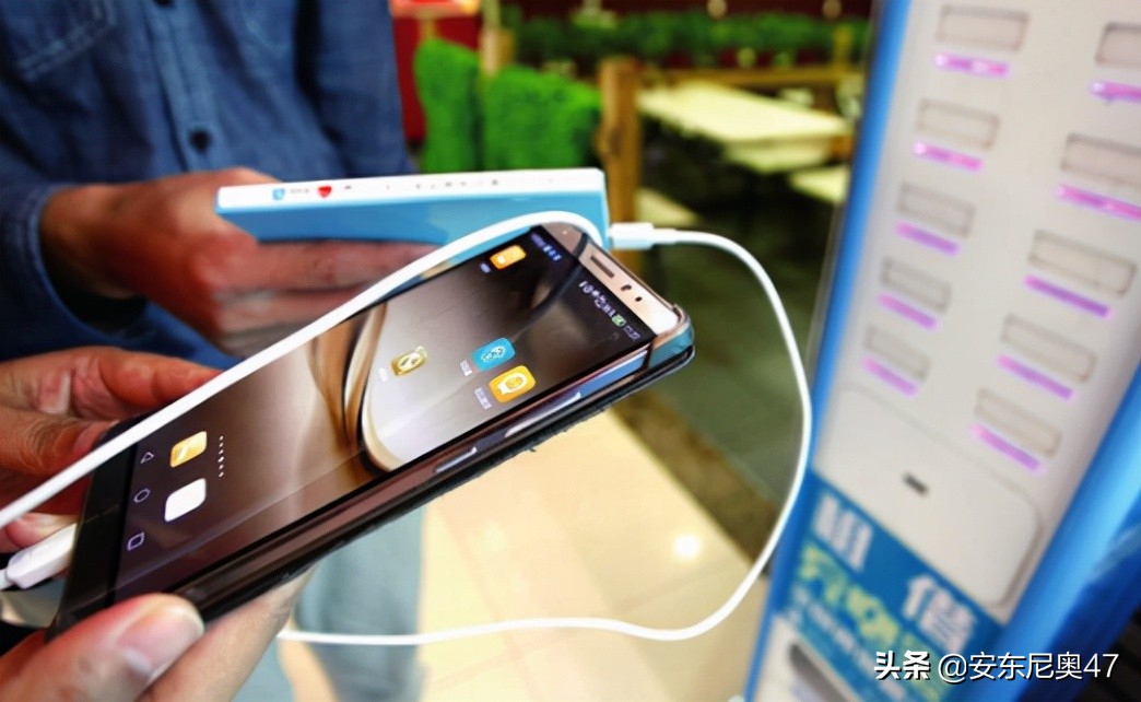 手机老化导致电池耗电,手机电池不耐用会引发什么问题