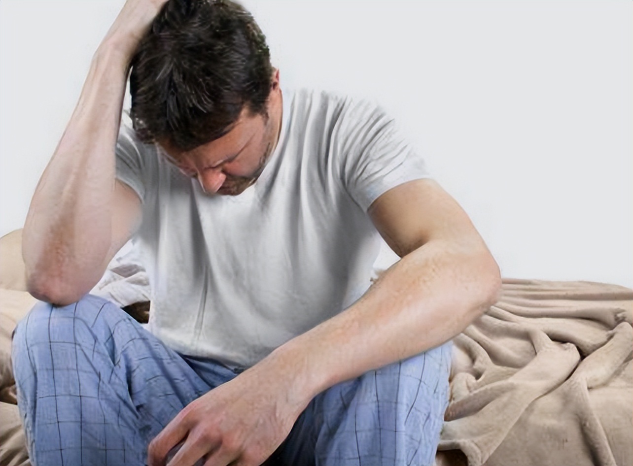 男人的裤裆潮湿是啥原因,男人睾丸潮湿是什么原因