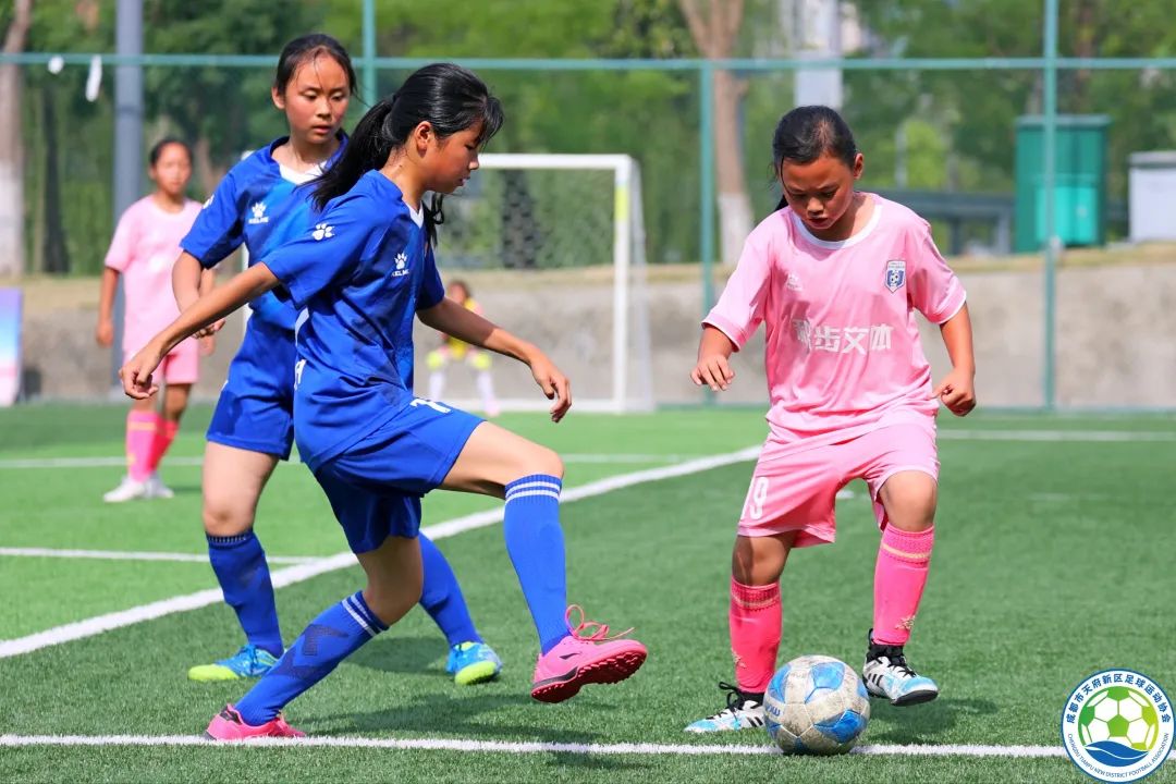 四川天府新区合江小学足球比赛,天府新区合江小学足球比赛2020年