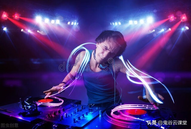 影视后期特效制作培训价格,做视频后期特效的软件