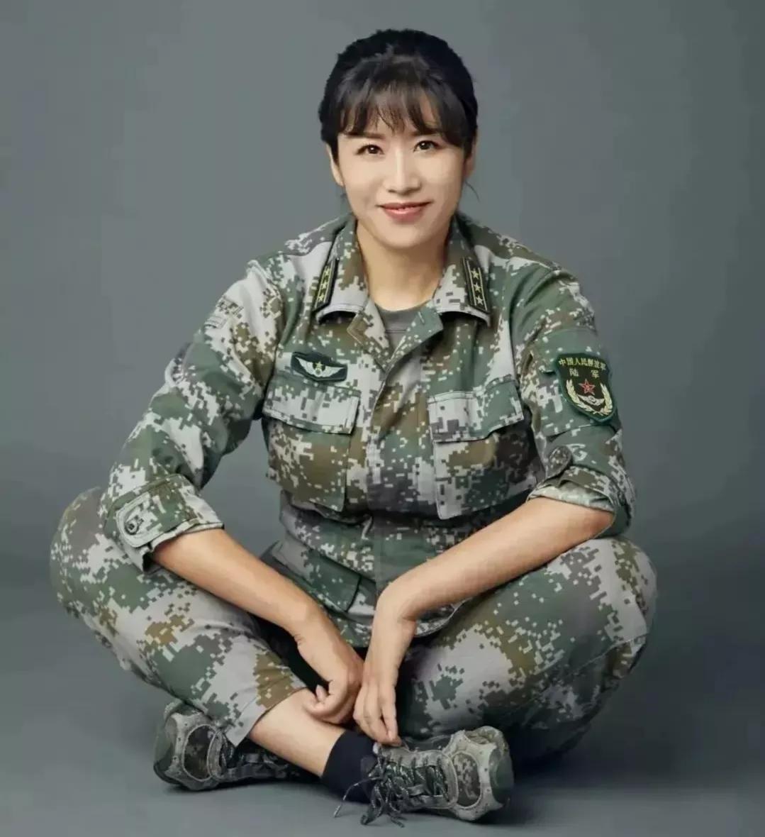 又美又飒又能打女杀手,又美又飒又能打