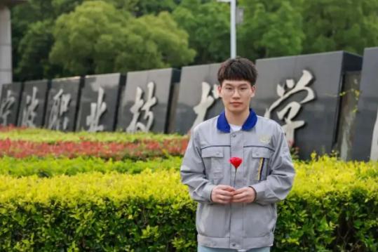 专科院校就业率极高的三大专业,公办本科的专科学校王牌专业