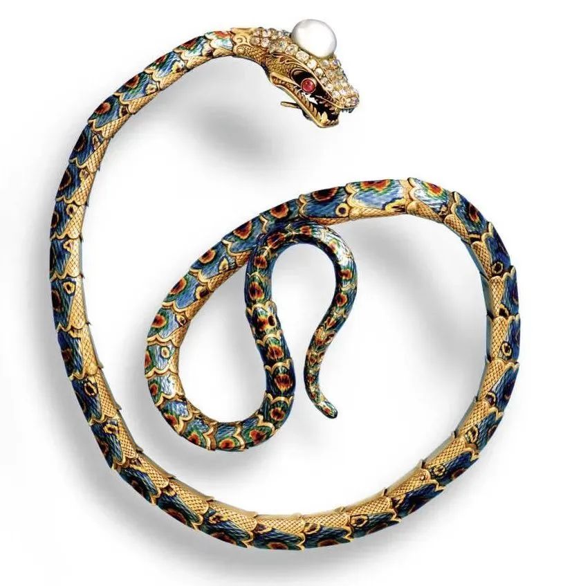 这才是大女主该有的气场,韩剧珠宝搭配