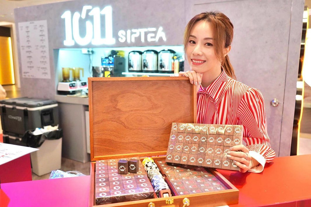 利用IP授权广拓客源，来看看这两个品牌的「花式打法」